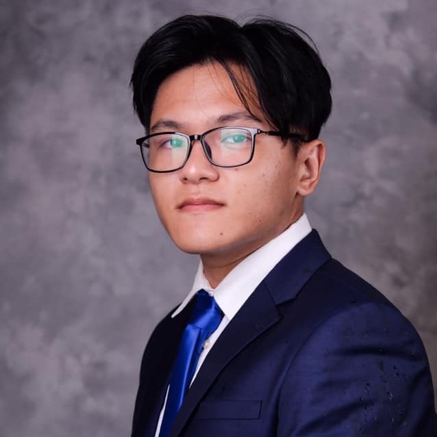 Hieu Pham headshot