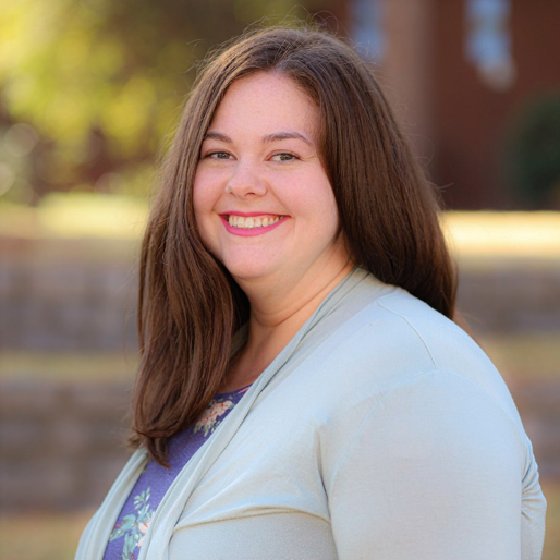 Anna Traylor headshot