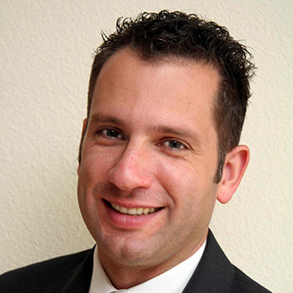 Daniel Guhr head shot 