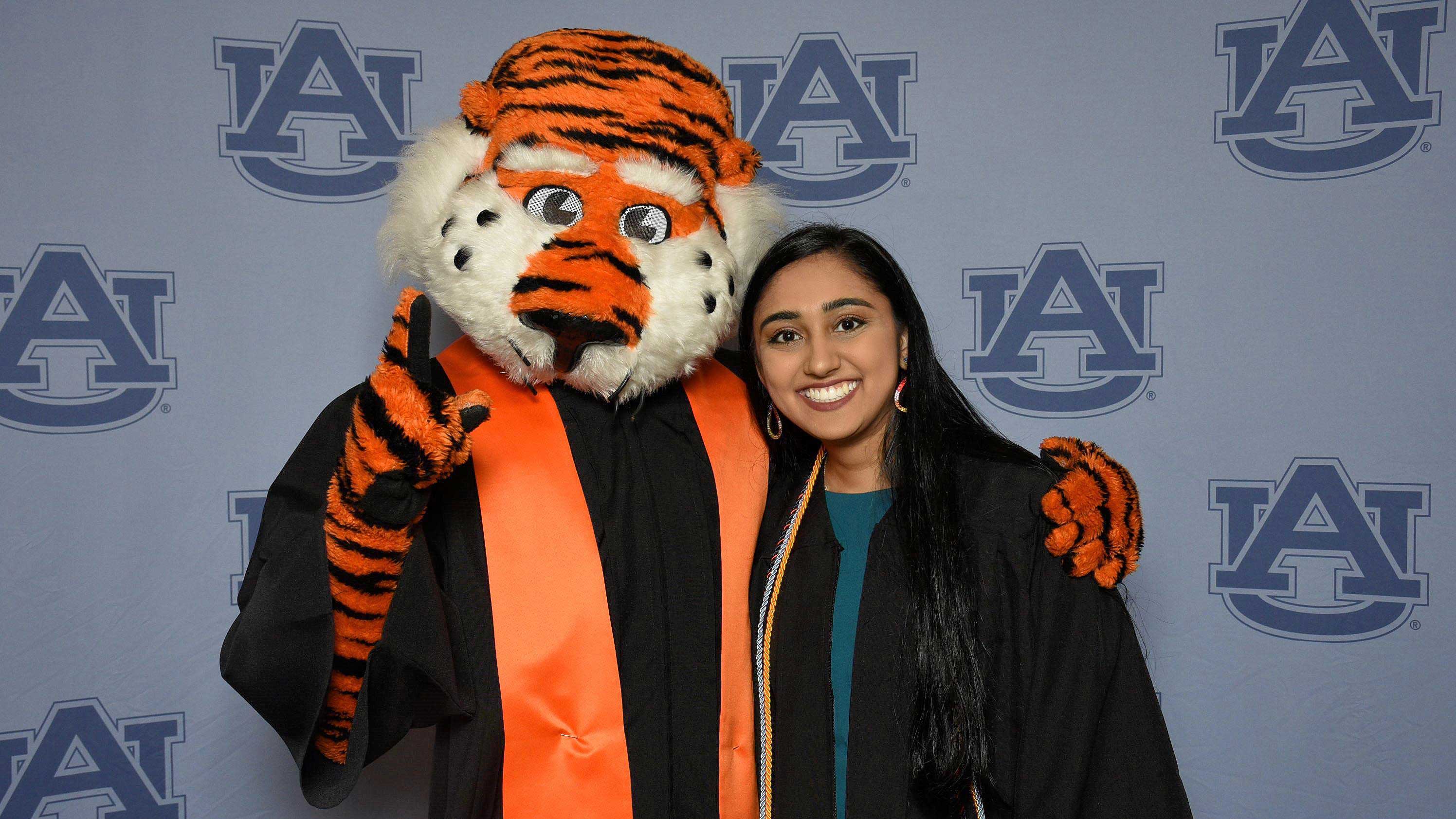 Aubie and Student