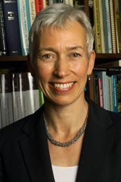 Nina Jablonski headshot