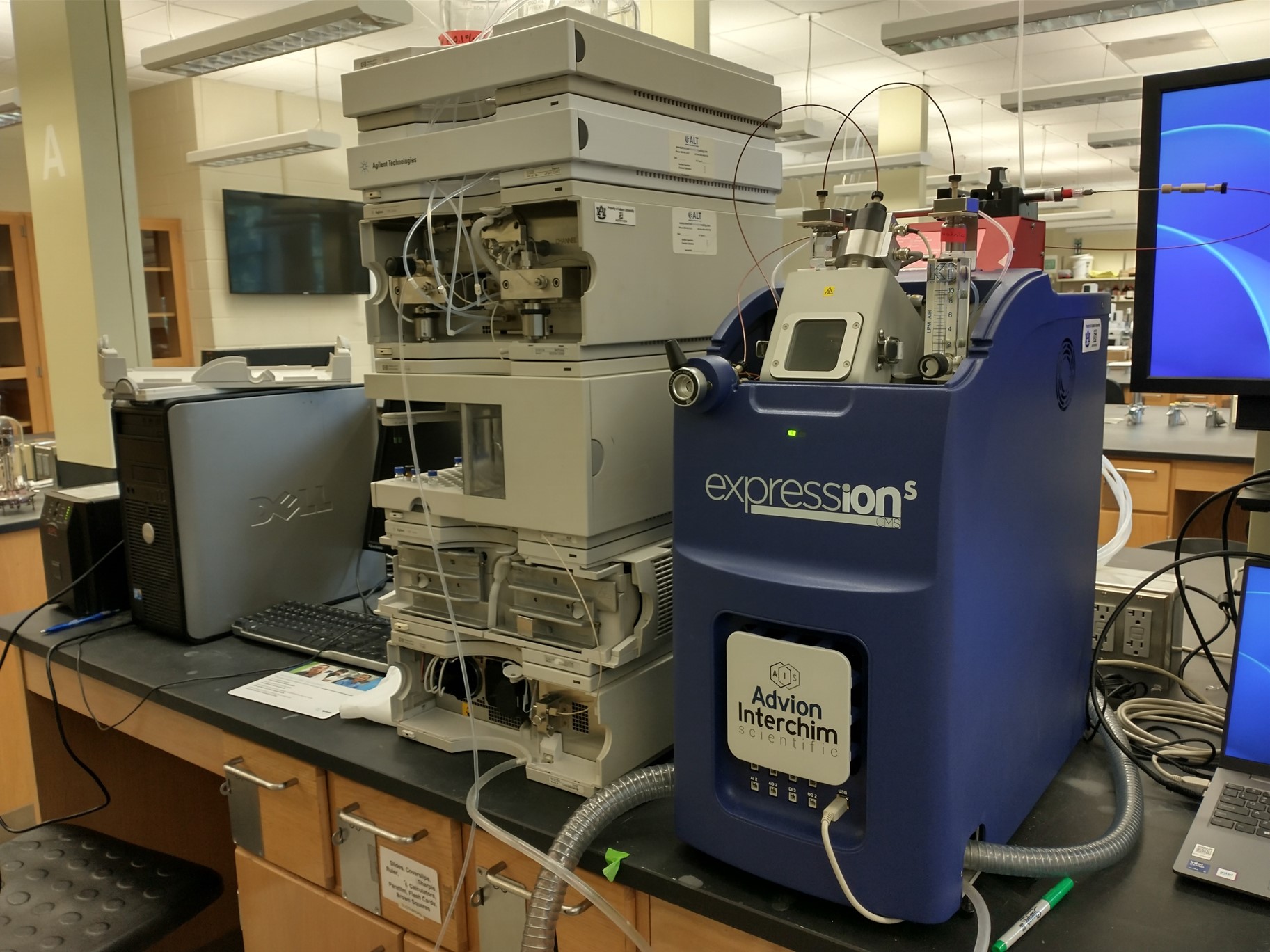 Agilent 1100 LC with ExpressION MS