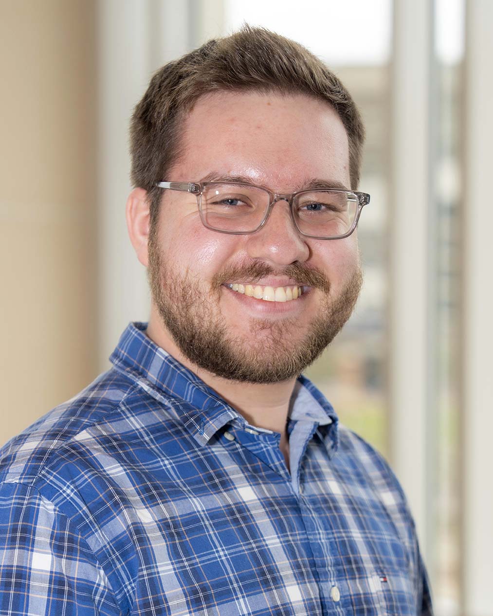 Michael Frunzi headshot