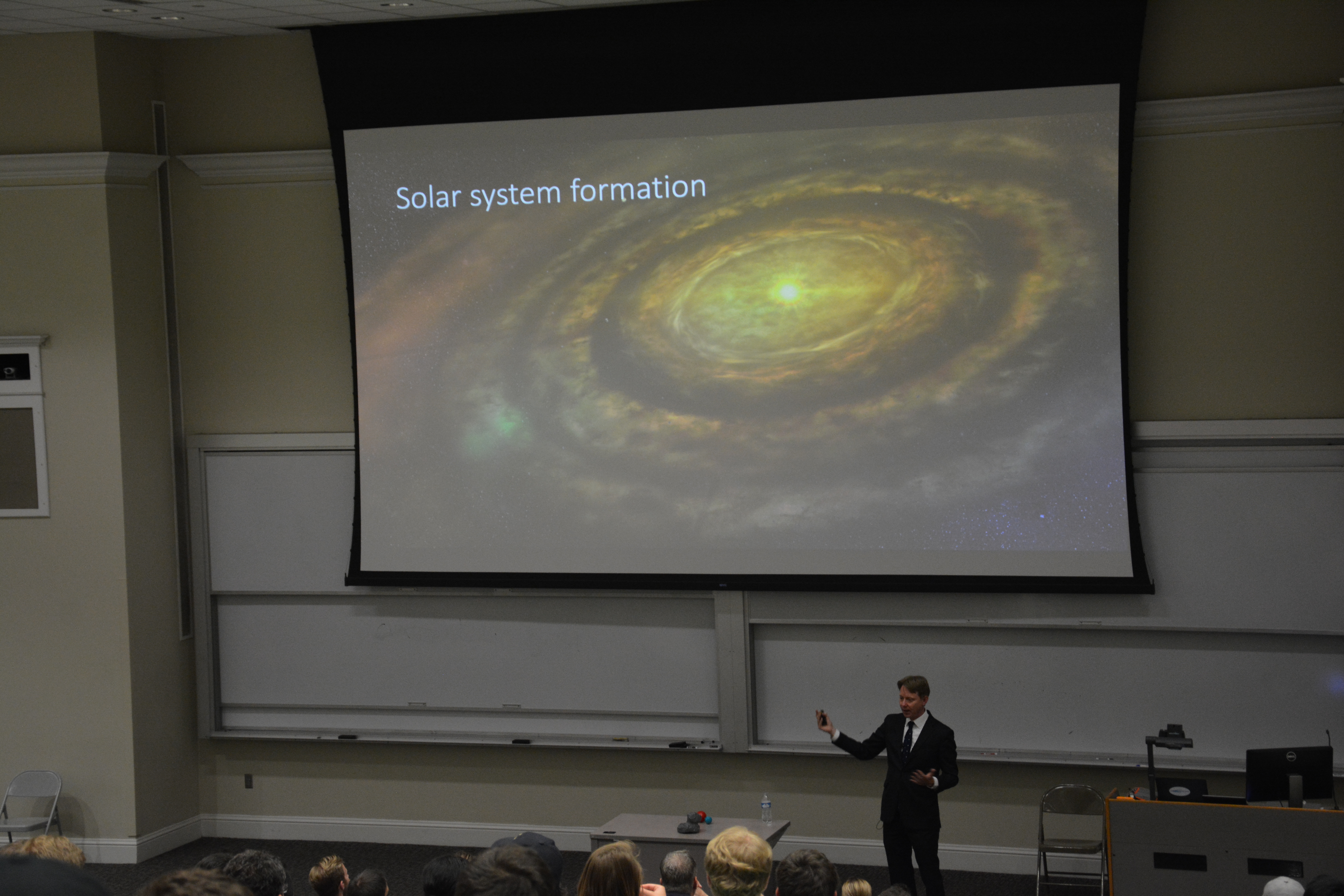 Dr. Bodewits at the Duncan Lecture.