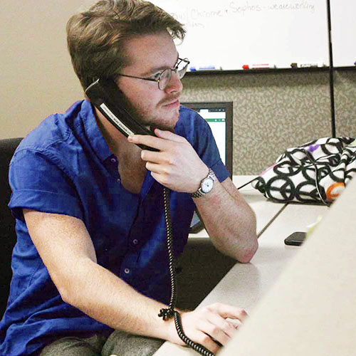 Answering a call at the Service Desk