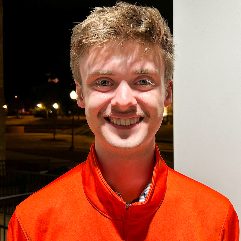 Davis Muther headshot