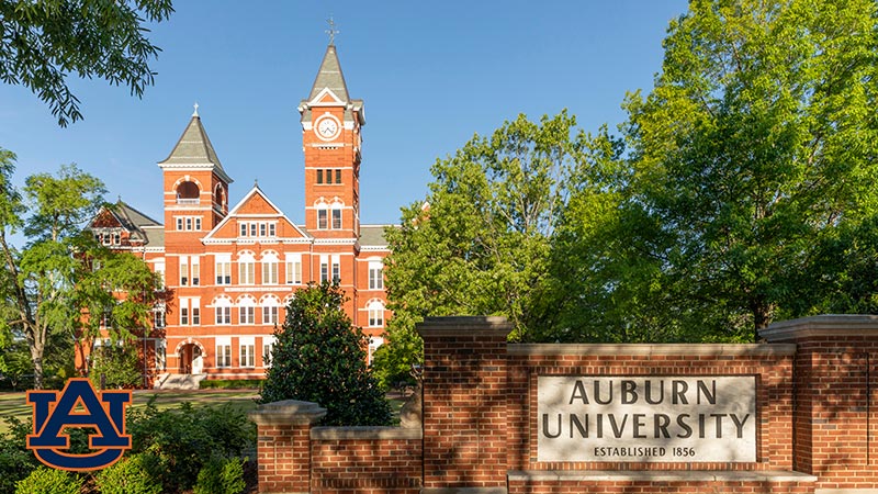 Samford Hall at Auburn University