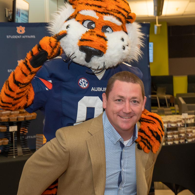 Bobby Woodard poses with Aubie